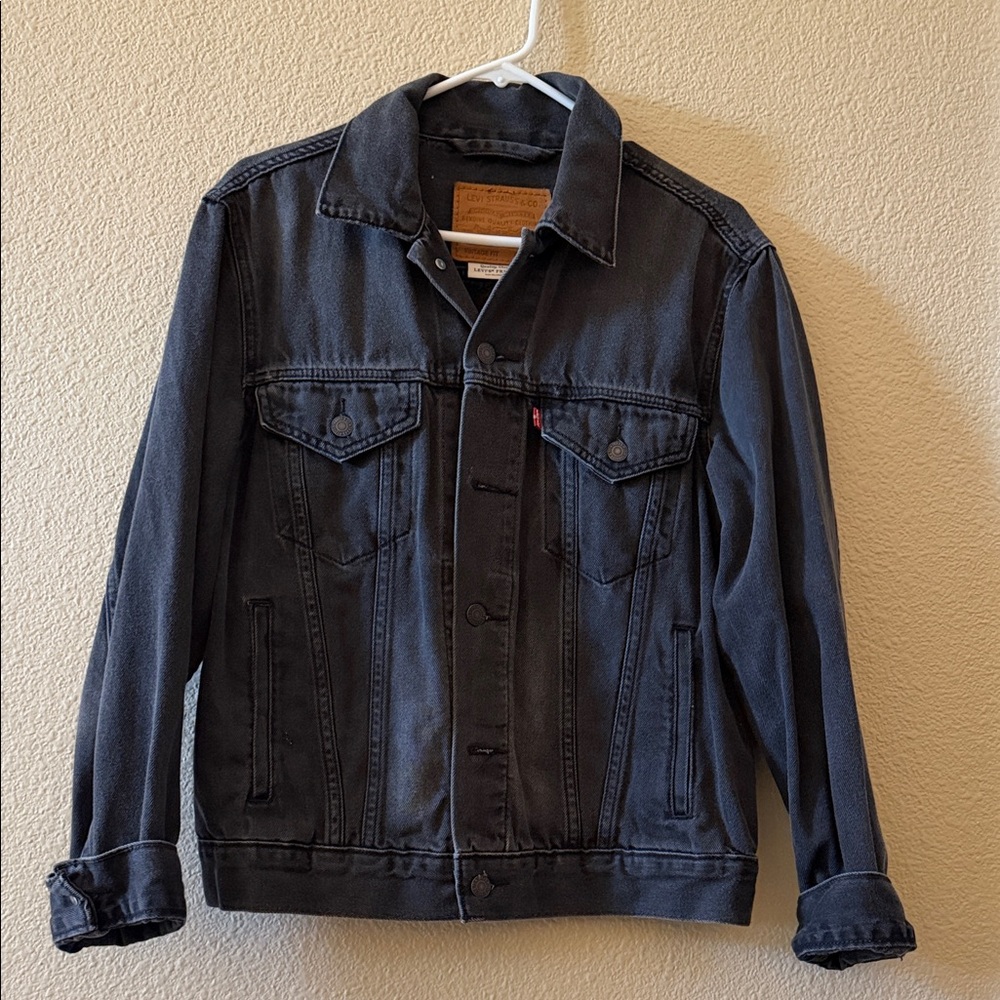 Levi’s Premium Jean Jacket in Washed Black